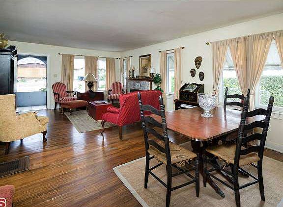 4th image of 6088 Meridian St