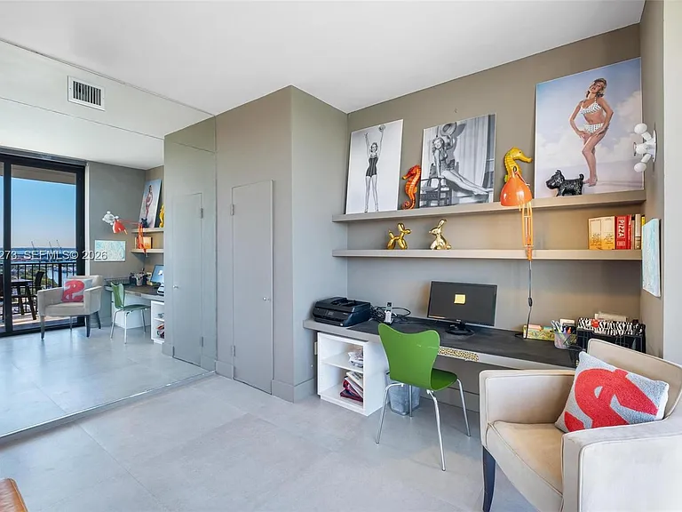 1000 Venetian Way #1501 — Photo 22