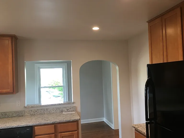 760 Sheridan Rd — Photo 3