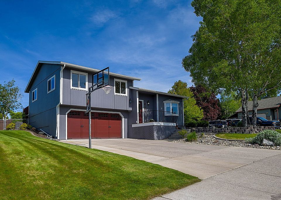 1st image of 6104 Hillview Way