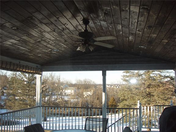 5th image of 102 Rockland Dr