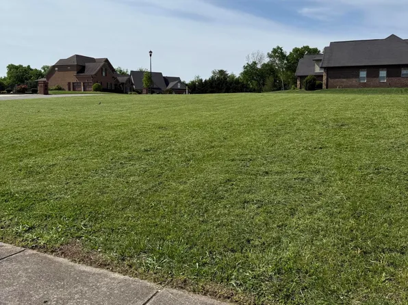 104 Halifax Ct, Alcoa, TN 37701