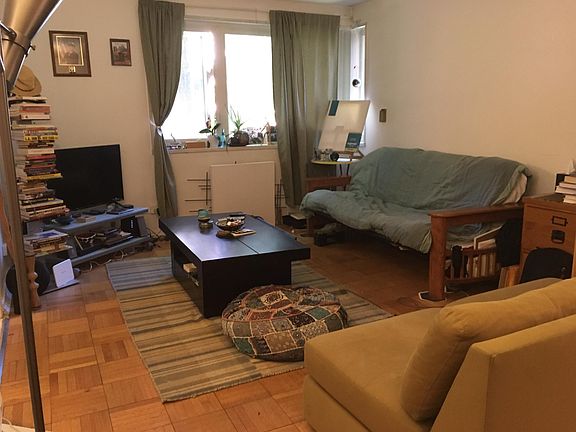 3rd image of 7200 Oak Ave #4