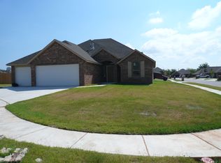 2008 Alliyah Ct, Yukon, OK 73099