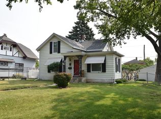 920 S 76th St, West Allis, WI 53214