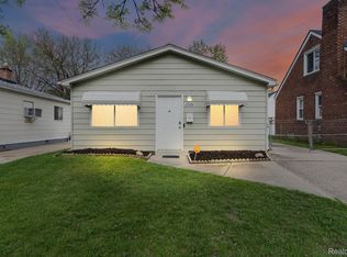 23336 Pilgrim Ave, Hazel Park, MI 48030