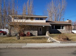 315 S Winchester Ave, Miles City, MT 59301