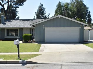 137 N Tulare Way, Upland, CA 91786