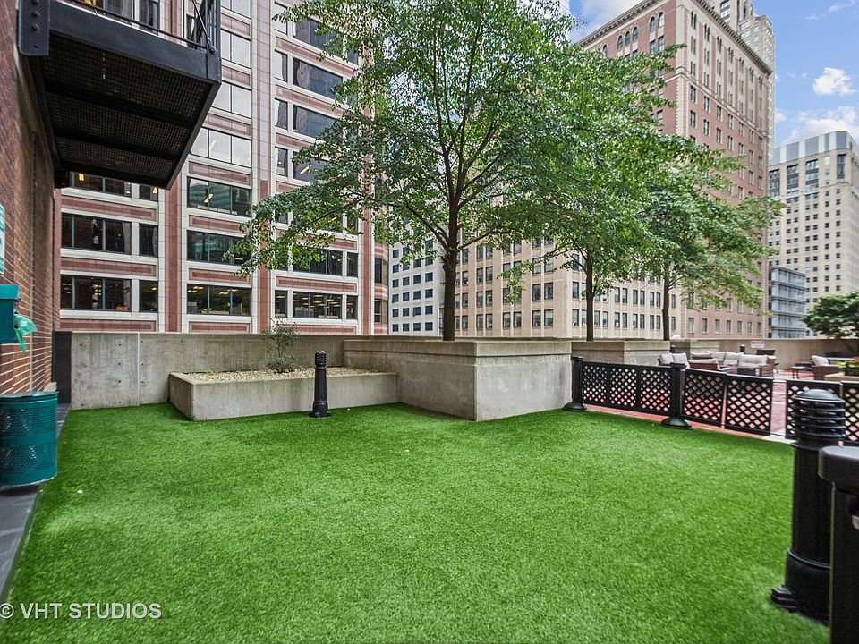 2nd image of 212 W Washington St APT 1904