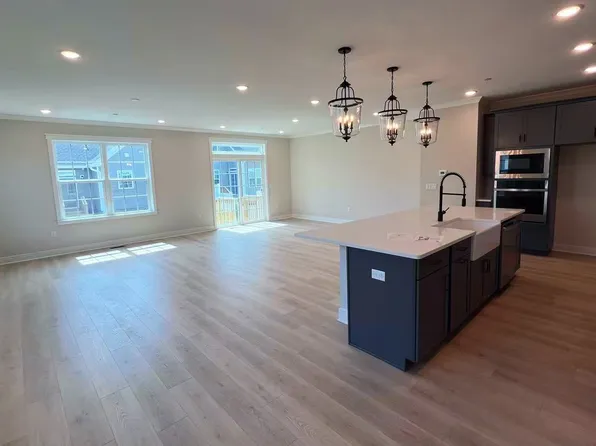 3105 Justin Dr W, Windsor, NJ 08561