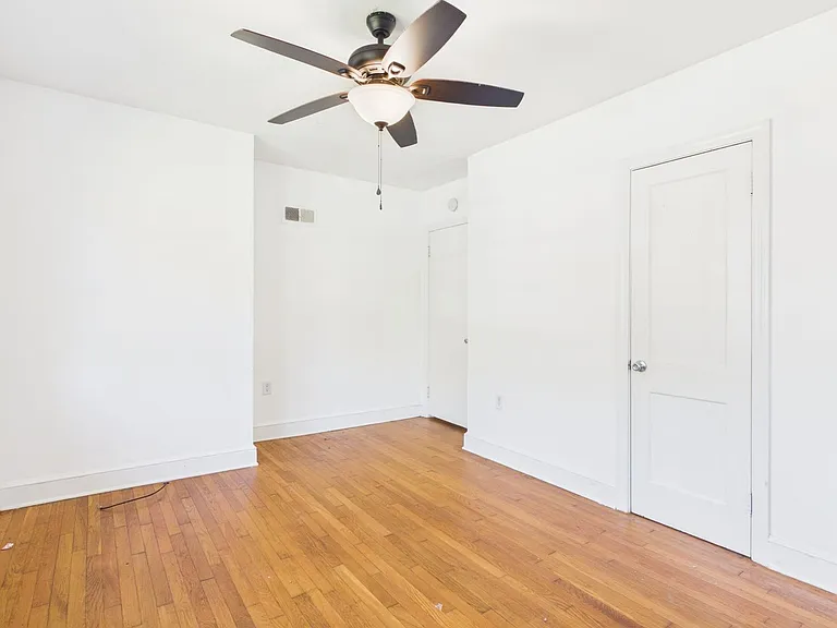 910 Northampton Rd — Photo 23