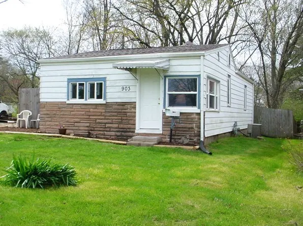 903 Philo Rd, Urbana, IL 61801