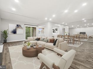 1 Stonehenge Cir APT 9, Baltimore, MD 21208