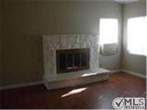 2nd image of 2219 Rosewood Ave