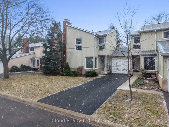 2385 Woodward Ave #4, Burlington, ON L7R 1V2