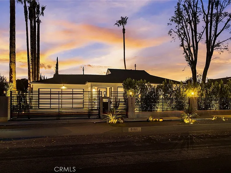 8161 Encino Ave — Photo 16