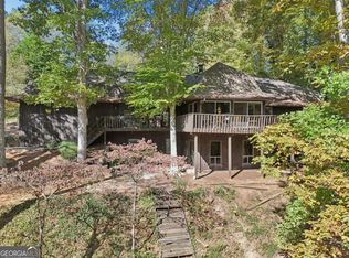 7080 Riverside Dr NW, Sandy Springs, GA 30328