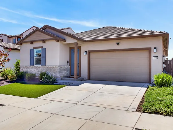 5685 Sailrock St, Sacramento, CA 95835