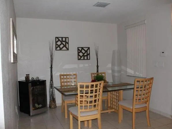 10171 NW 32nd Ter, Doral, FL 33172