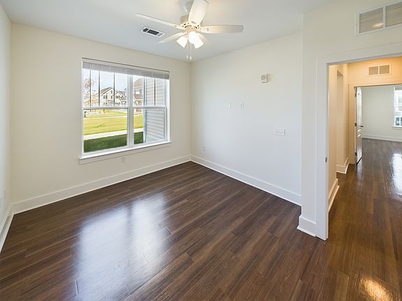 5th image of 17-101-525 Quinn Ln