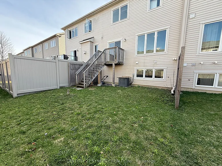 921 Messor Cres — Photo 26
