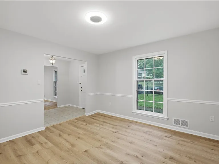 4120 Nutwood Way — Photo 11