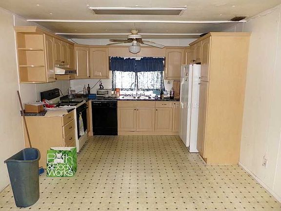 3rd image of 5828 Portsmouth Dr