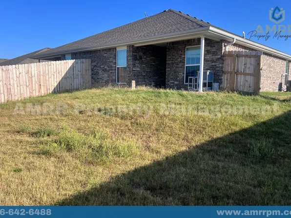 101 Anita Plz, Carl Junction, MO 64834