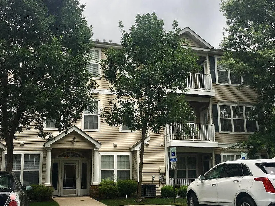 9 Kyle Way #1