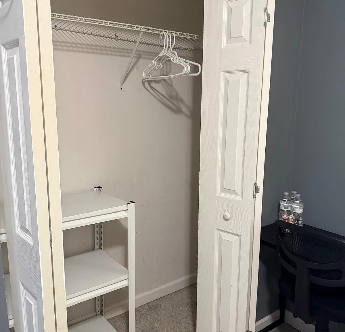 3 bed, 2.0 bath, 1300 sqft, $1,092 — Photo 4