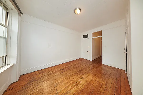 Rented by Voro NYC | media 22