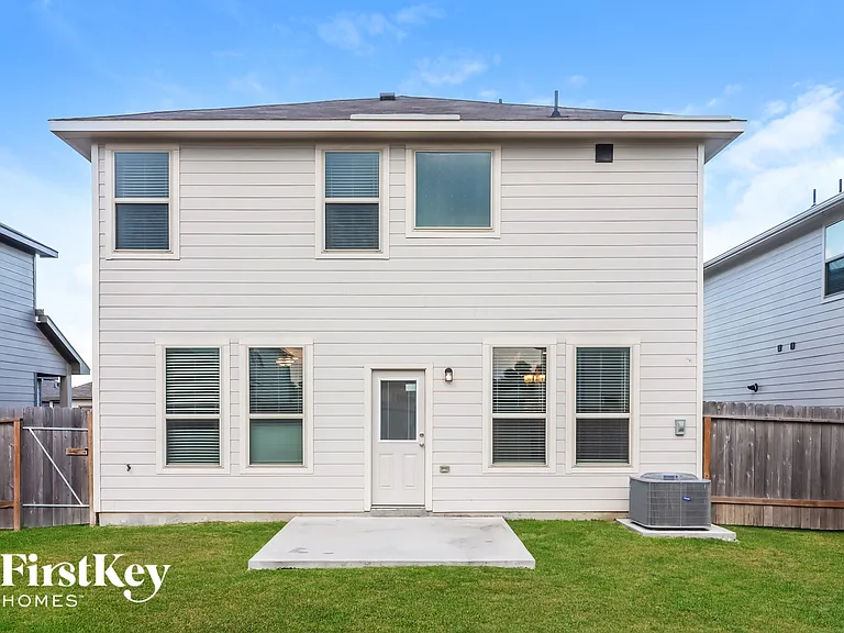9935 Yanet Grove Ln — Photo 15