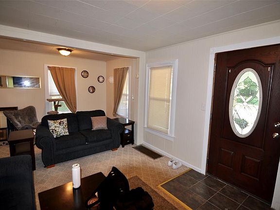 3rd image of 1306 Vestal Ave