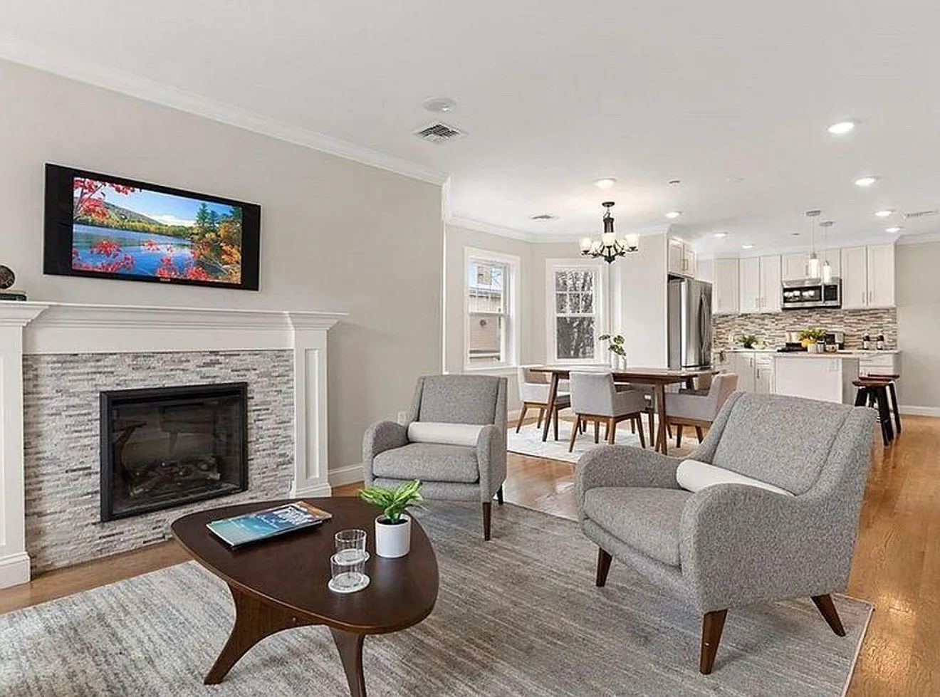 3 bed, 1276 sqft, $1,333 — Photo 3