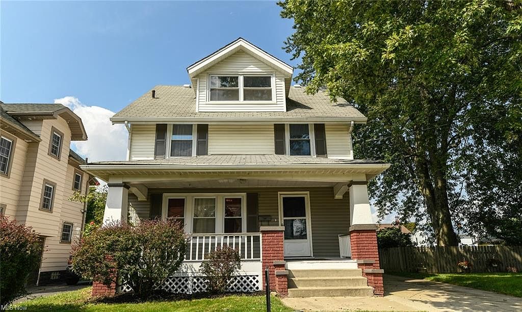 492 Patterson Ave Akron Oh 44310 Mls 4312658 Zillow