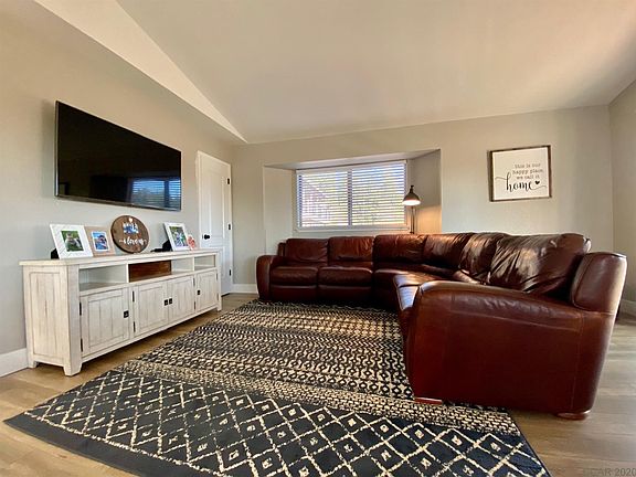 5th image of 163 Apple Blossom Dr #11/1