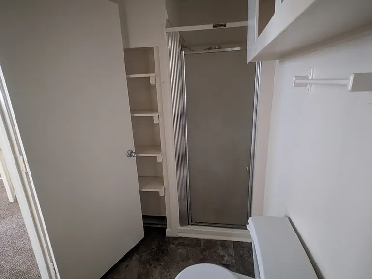 5623 Atlantic Ave #7 — Photo 7