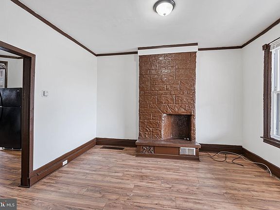 4th image of 5459 Race St