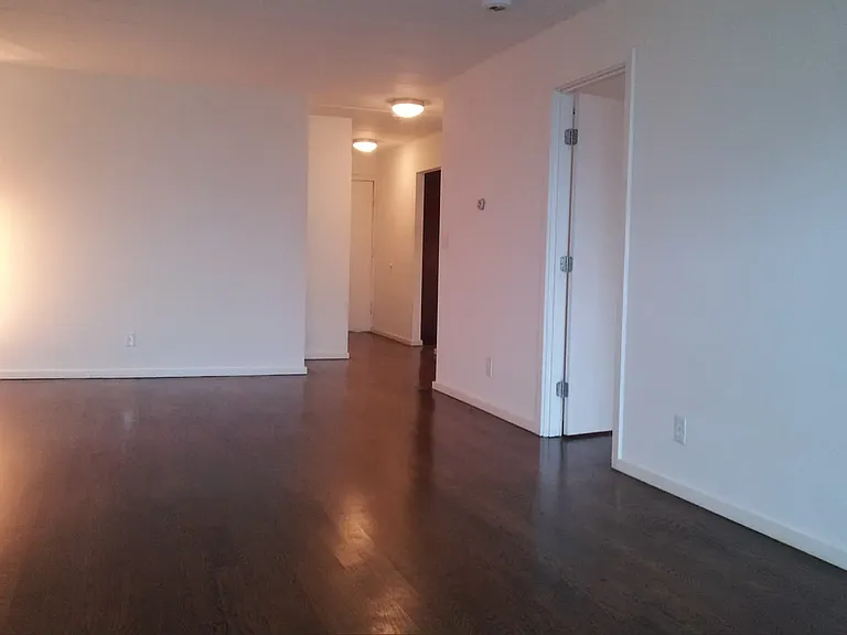 345 Harvard St #3F — Photo 11