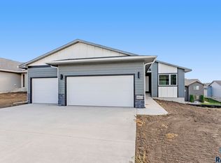 6813 W Viola Ct, Sioux Falls, SD 57107