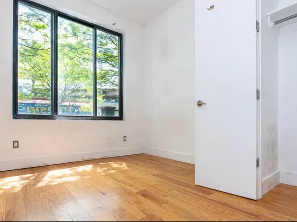 275 Menahan Street image 1 of 9