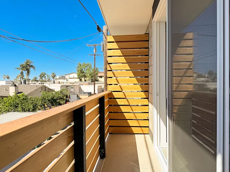 1520 Tyler House — Photo 23