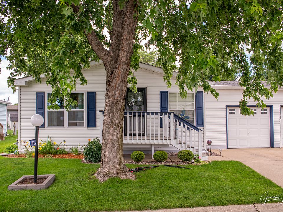1st image of 242A Meadowlark Ln