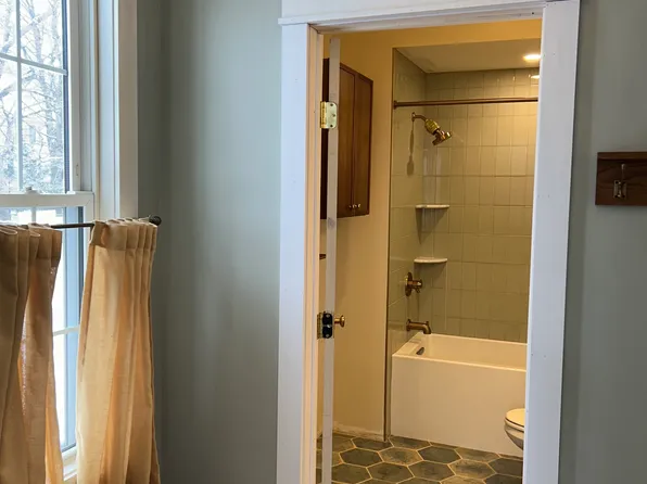 63 Park St #1, Florence, MA 01062