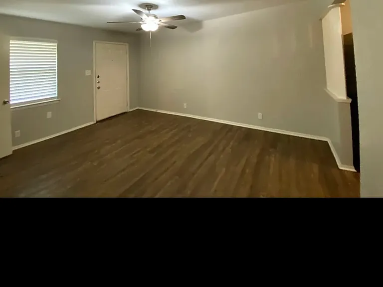 2513 Normont Cir — Photo 8