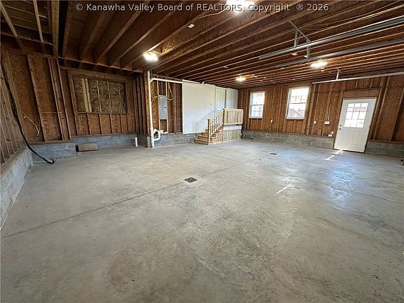 4th image of 722 McCulloch Rd