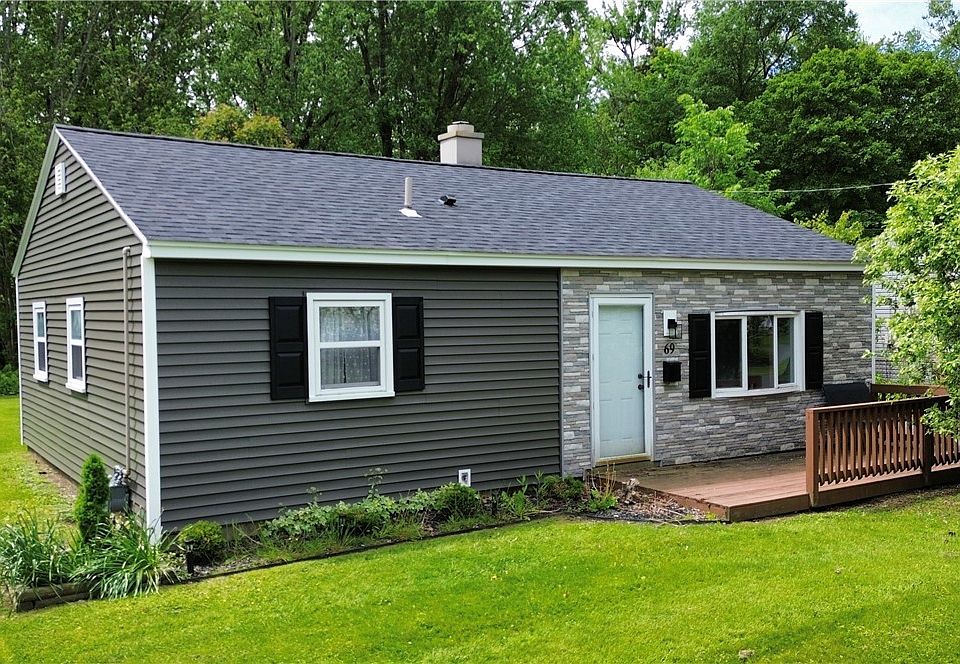 1st image of 69 Oakdale Ave S