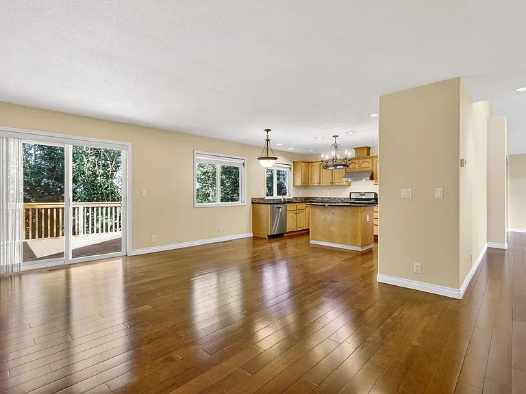 5391 NW Lianna Way — Photo 10