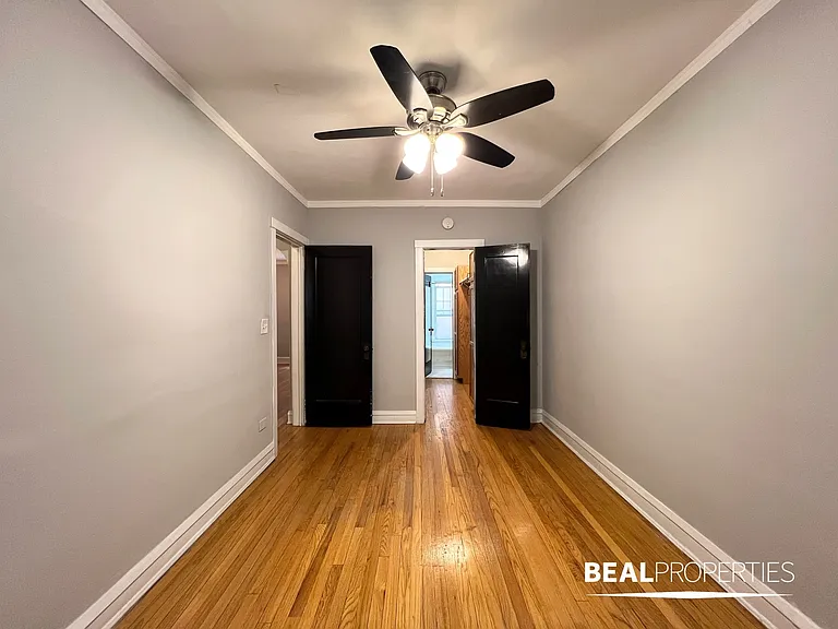 2106 W Ainslie St #N2 — Photo 10