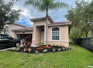 14855 SW 52nd St, Hollywood, FL 33027